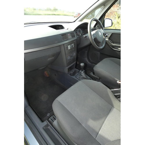 2 - Vauxhall  Mervia Life Twinport MPV Estate 1.4L 16V 5dr. Silver. Reg: HV57 EEZ, 12/09/2007, 5 speed m... 