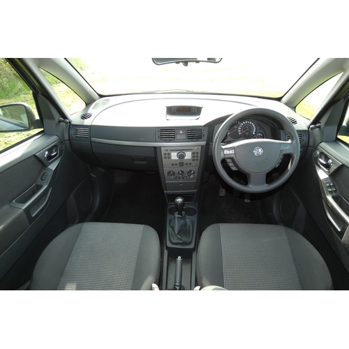 2 - Vauxhall  Mervia Life Twinport MPV Estate 1.4L 16V 5dr. Silver. Reg: HV57 EEZ, 12/09/2007, 5 speed m... 