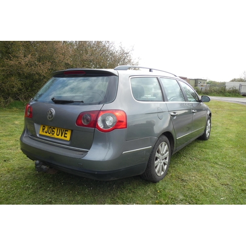 8 - VW Passat Estate SE TDI, 5dr grey, Reg RJ06 UVE,  05/06/2006, 6 speed manual Diesel, 1968cc, MoT to ... 