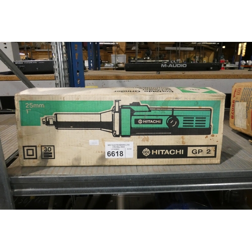 6618 - 1 x Hitachi GP2 portable grinder 240v