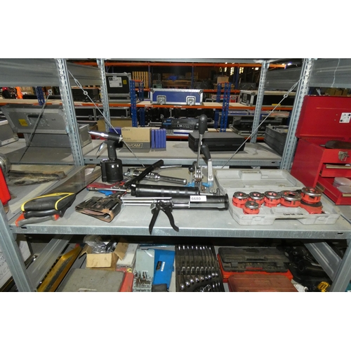 6680 - A quantity of various items including a Clarke six piece pipe threading set, a grease gun, a rivet g... 