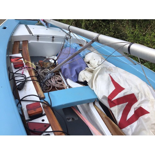 24 - Wayfarer sailing dinghy, fiberglass, No 5652, fully equipped complete with all sails, combination ro... 