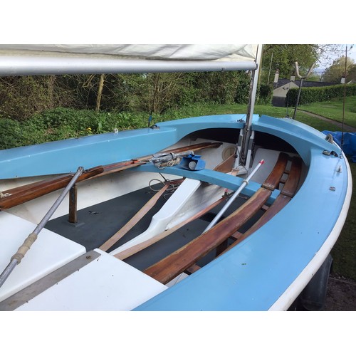 24 - Wayfarer sailing dinghy, fiberglass, No 5652, fully equipped complete with all sails, combination ro... 