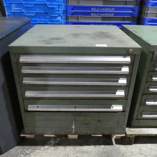 6737 - 1 x green metal six drawer parts / tool storage cabinet approx 76 x 71 x 69cm high - Please note tha... 