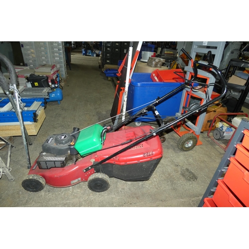 6768 - 1 x Mountfield SP184 self propelled petrol engine lawn mower