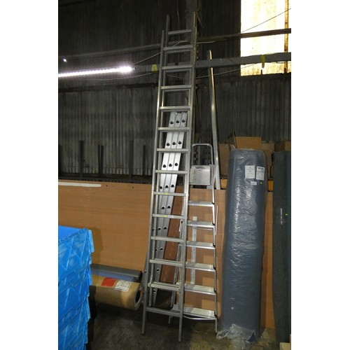 6706B - 1 x aluminium double extending ladder (2 x 13 rung)