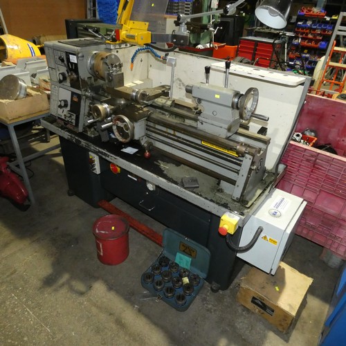 6715 - 1 x Colchester metal turning centre lathe model Bantam 2000, serial number 3-0011/01876, 3ph, overal... 