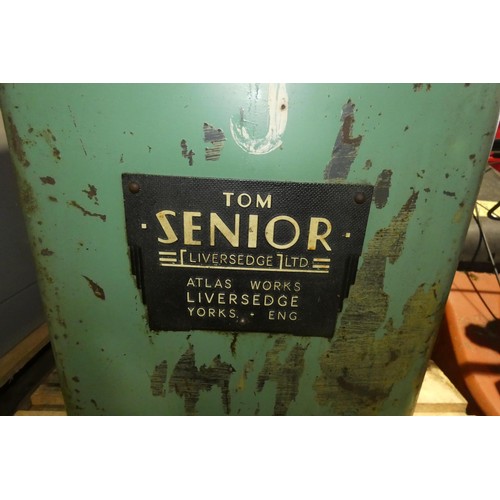 6740 - 1 x Tom Senior milling machine 240v