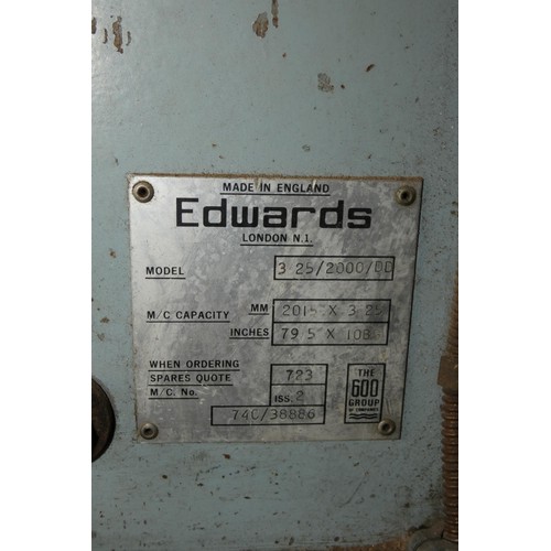 6797 - 1 x Edwards Truecut metal cutting guillotine model 3.25 / 2000 /DD, 3ph, capacity approx 3.25mm x 20... 