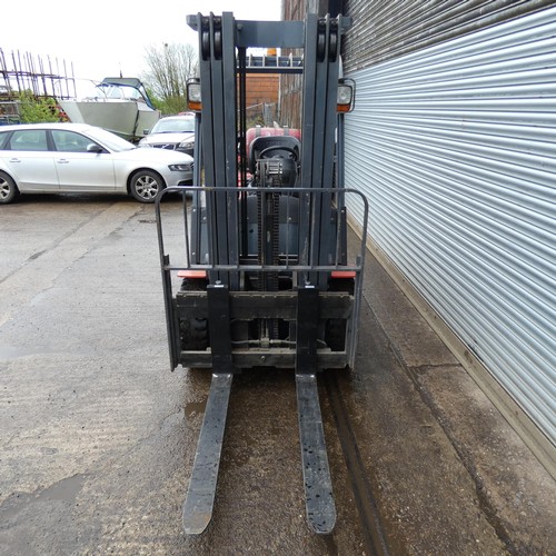 6813 - 1 x Heli gas forklift truck model FG30G, serial number 1J0527, capacity approx 3000kg, max lift heig... 