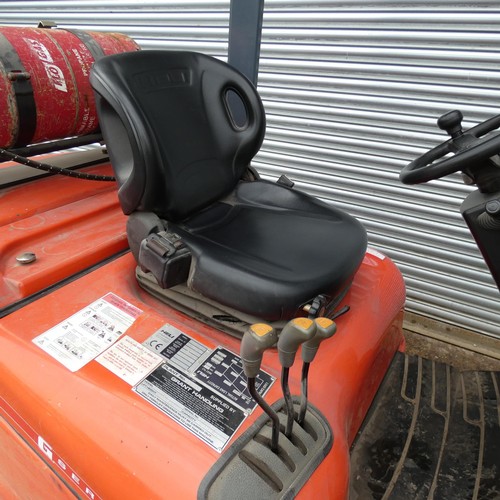 6813 - 1 x Heli gas forklift truck model FG30G, serial number 1J0527, capacity approx 3000kg, max lift heig... 