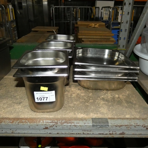 1077 - 10 various stainless steel gastronorm pots