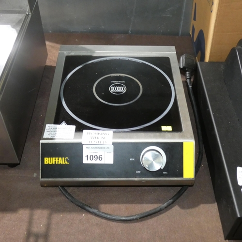 1096 - A commercial single induction hob by Buffalo - trade Tested Working