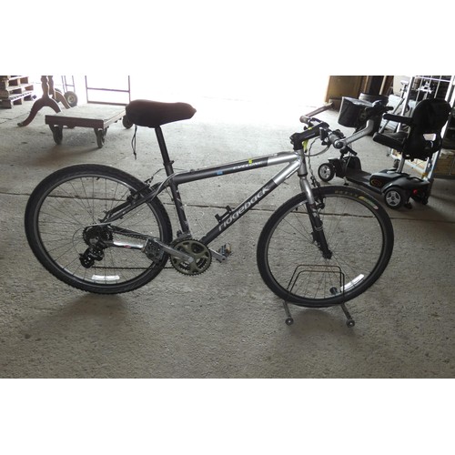 2125 - 1 x Ridgeback Cyclone mountain bike