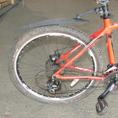 2127 - 1 x Specialized Hardrock mountain bike supplied with 2 x spare tyres / tubes