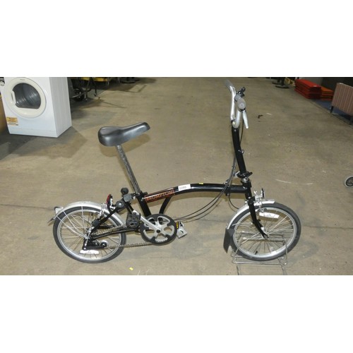 2280 - 1 x Brompton folding bicycle supplied with a Brompton soft carry bag