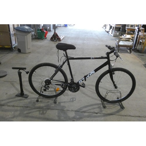 2283 - 1 x Rock Rider BTWIN mountain bike