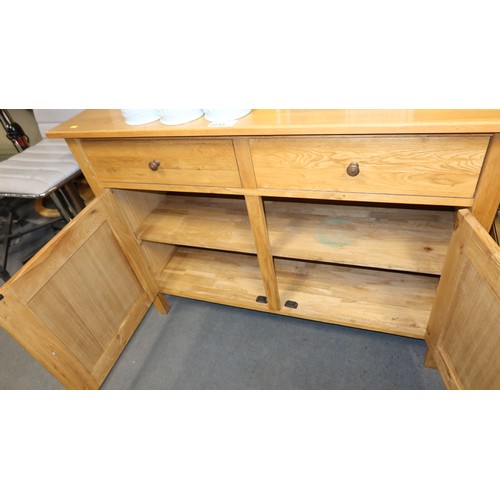 2215 - 1 x Canadian Oak sideboard with 2 doors / 2 drawers approx 120cm wide