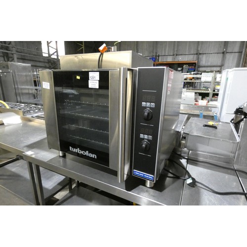 1201 - A commercial stainless steel fan oven by Blue Seal type Turbofan 240v - trade
Tested Working