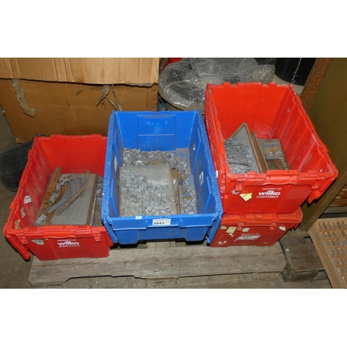 5043 - 1 pallet containing a large quantity of various printers metal letterpress  printing blocks. Please ... 