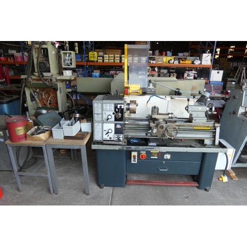 5052 - 1 x Colchester metal turning centre lathe model Bantam 2000, serial number 3-0011/01876, 3ph, overal... 