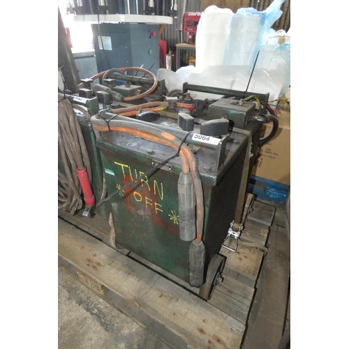 5064 - 1 x Oxford oil cooled welder