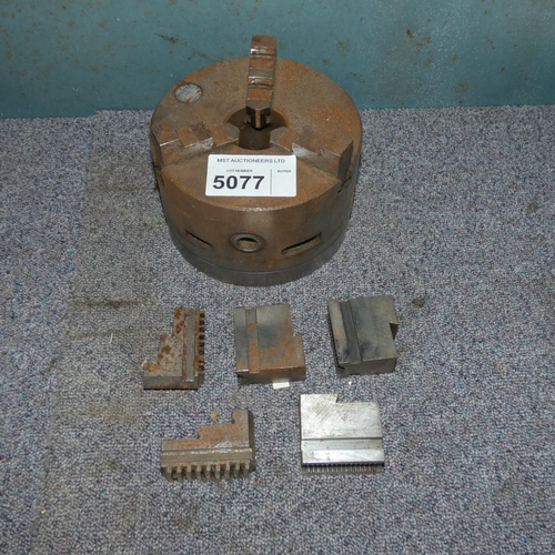 5077 - 1 x Burnerd 3 jaw chuck diameter approx 160mm (not known if the spare jaws fit this chuck or not)