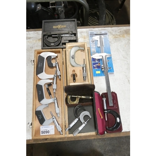 5090 - 10 x various micrometers and 2 x vernier calipers