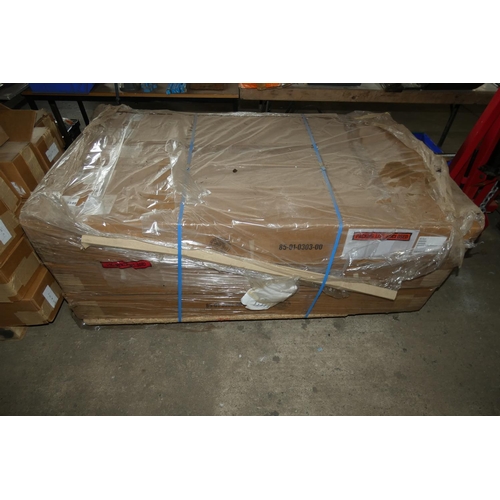 5148 - 1 pallet containing 15 x Shakespeare style SF3512/VRC 30-512MHx end-fed broadband vehicle antennas