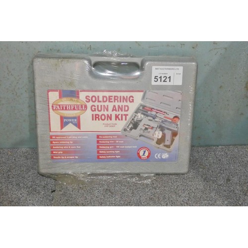 5121 - 1 x Faithfull soldering gun and iron kit