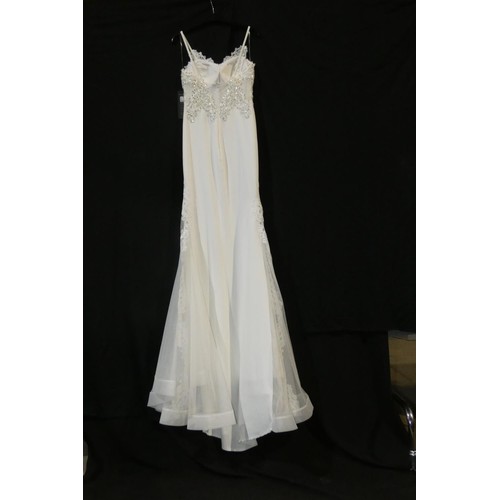 2362 - A white Pia Michi designer evening dress/summer wedding dress, size 8, please see pictures for more ... 