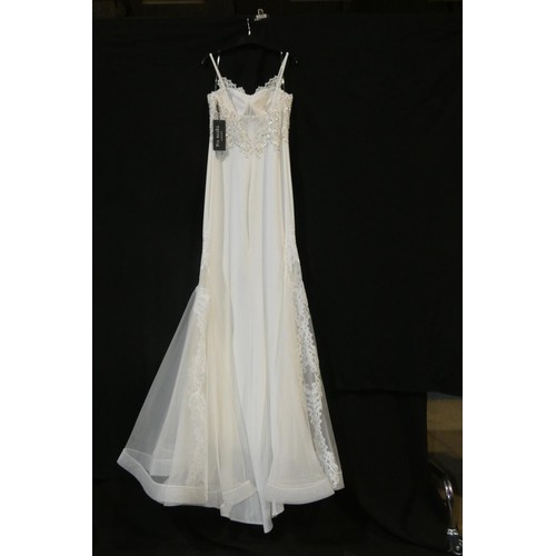 2376 - A white Pia Michi designer evening dress/summer wedding dress, size 12, please see pictures for more... 