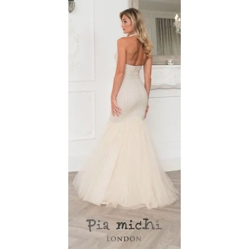 2383 - A white/silver Pia Michi designer evening dress, size 12, please see pictures for more details  ID n... 