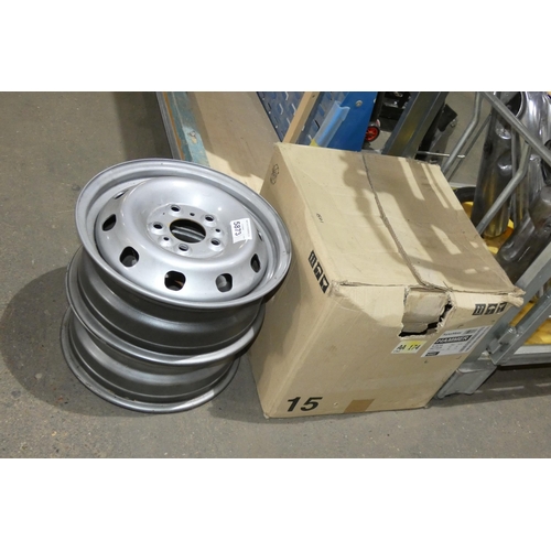 5873 - 4 x silver coloured metal wheels - 5 stud and believed to suit VW