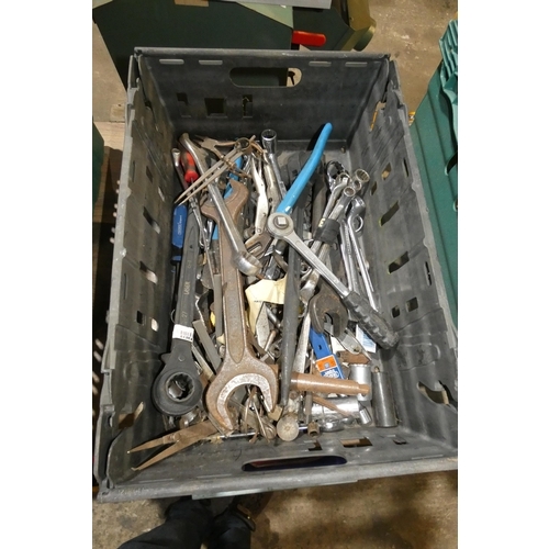 5840 - A quantity of various sockets, spanners etc. Not practical to list in detail so please view or see p... 