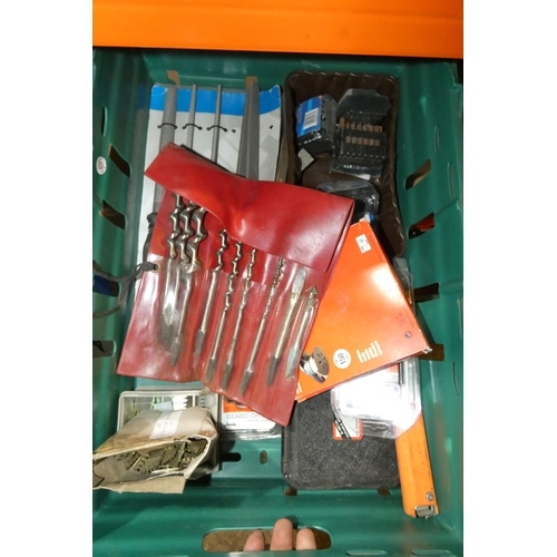 5849 - A quantity of various hand tools. Not practical to list in detail so please view or see photographs ... 