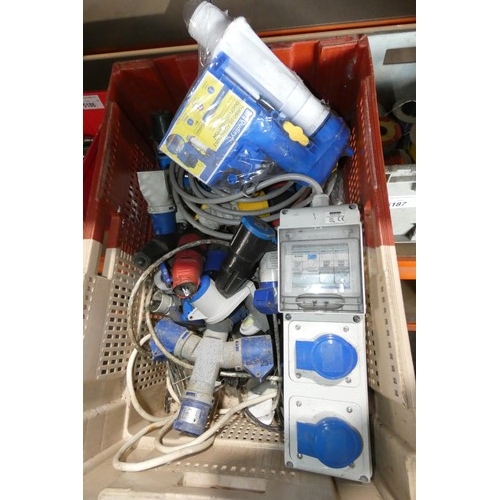 5187 - A quantity of various mainly electrical related items - Contents of 2 plastic crates which are not i... 