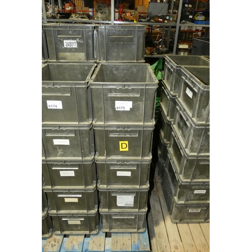 6175 - 11 x green plastic stacking boxes each approx 39 x 29 x 20cm high