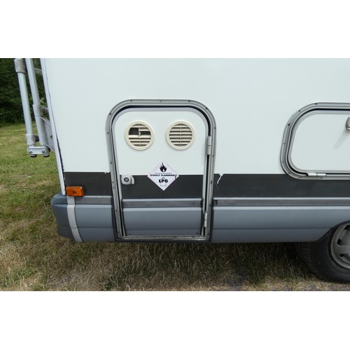 10 - White Fiat Ducato 2.8 Td Europe 5000 SL 6 berth Motor Caravan,  Reg W556 PNU, 1st reg 30/03/2000, Ma... 