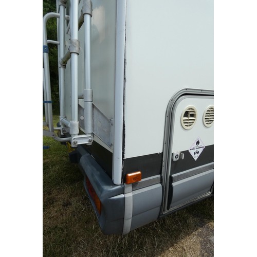 10 - White Fiat Ducato 2.8 Td Europe 5000 SL 6 berth Motor Caravan,  Reg W556 PNU, 1st reg 30/03/2000, Ma... 