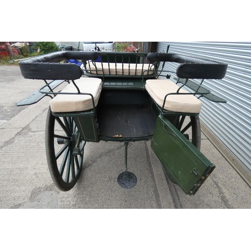 38 - Horse drawn 4 wheeled carriage / wagonette, early 1900s, French, restored for a wedding 10 years ago... 