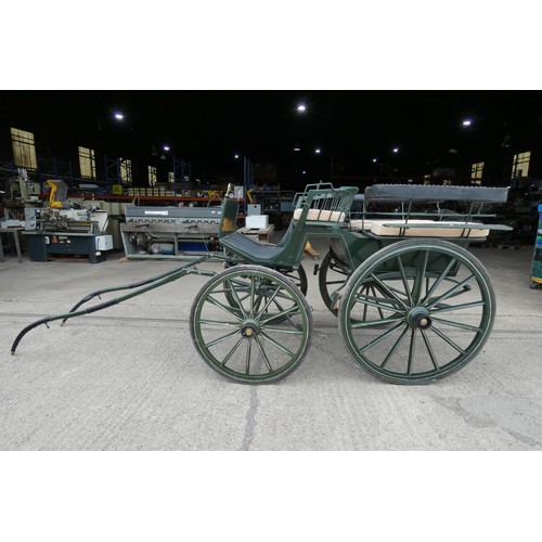 38 - Horse drawn 4 wheeled carriage / wagonette, early 1900s, French, restored for a wedding 10 years ago... 