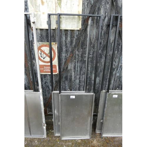 6203 - A pair of metal guillotine type gates approx 50cm x 178cm.