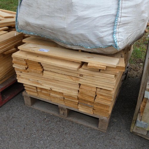 6211 - 1 pallet containing a qty of timber comprising of mostly 60cm x 10cm x 1.5cm.(Bottom Stack)