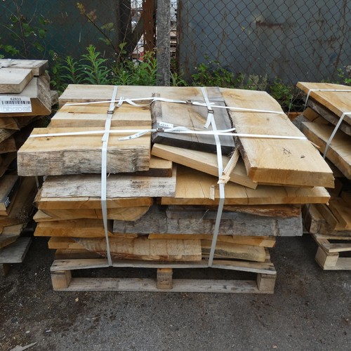 6225 - 1 pallet containing a qty of various hardwood slabs, mainly oak