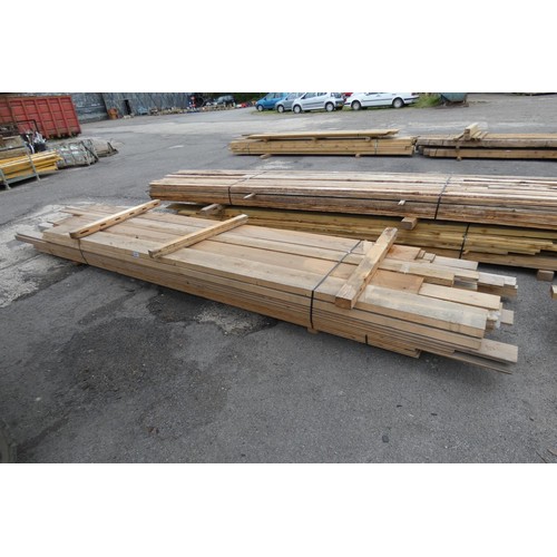 6236 - A qty of timber inc 22x5cm, 10x5cm, 3x3cm etc. Lengths vary up to approx 510cm.(Bottom Stack)