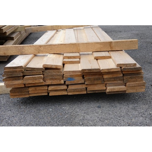 6240 - A qty of bull nose edge timber measuring approx 12x2x440cm. (Bottom Stack)