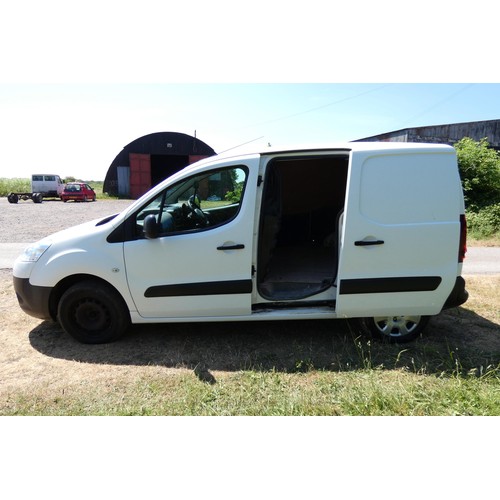 3 - White Peugeot Partner 850 S L1 HDI panel van, reg NU65 CPE, 1st Reg. 21/09/2015, 5 spd manual diesel... 