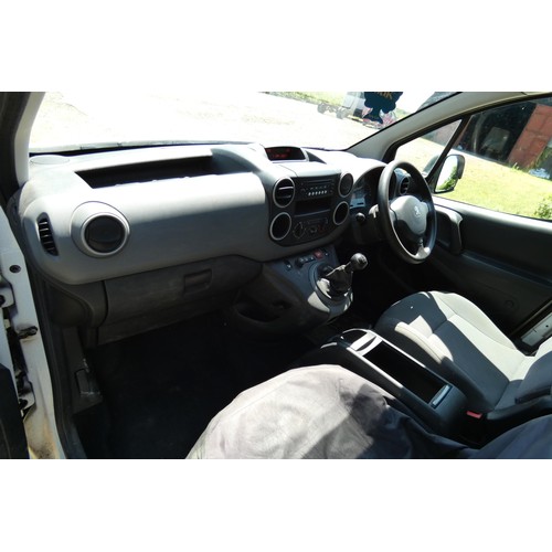 3 - White Peugeot Partner 850 S L1 HDI panel van, reg NU65 CPE, 1st Reg. 21/09/2015, 5 spd manual diesel... 