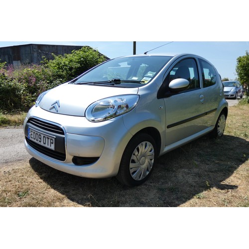 15 - Grey Citroen C1 VTR hatch back 1.0i 5dr, Reg E009 OTP, 1st reg 31/03/2009, 5 sp manual petrol, 998cc... 